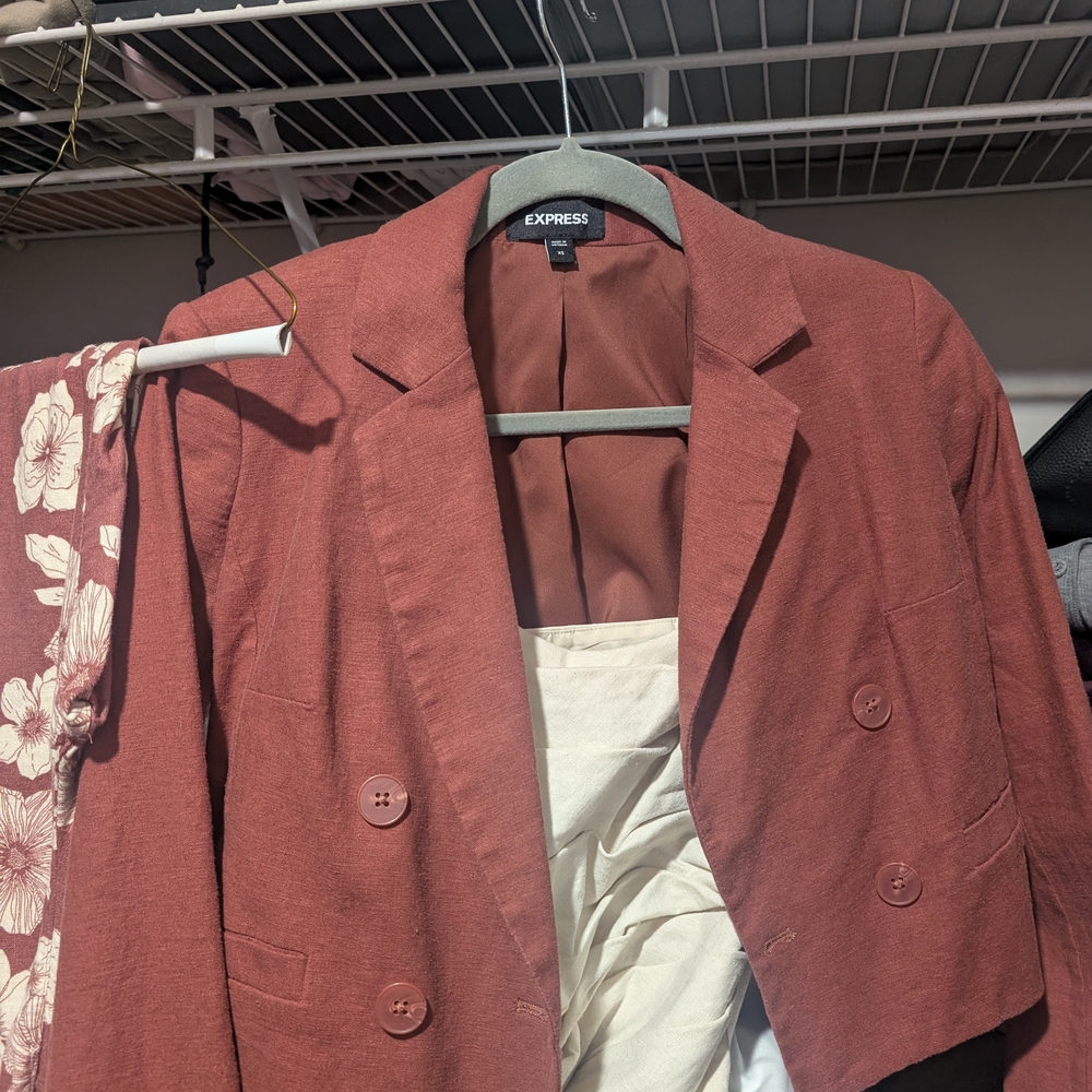 Express Women's Linen Blazer And Pants Set